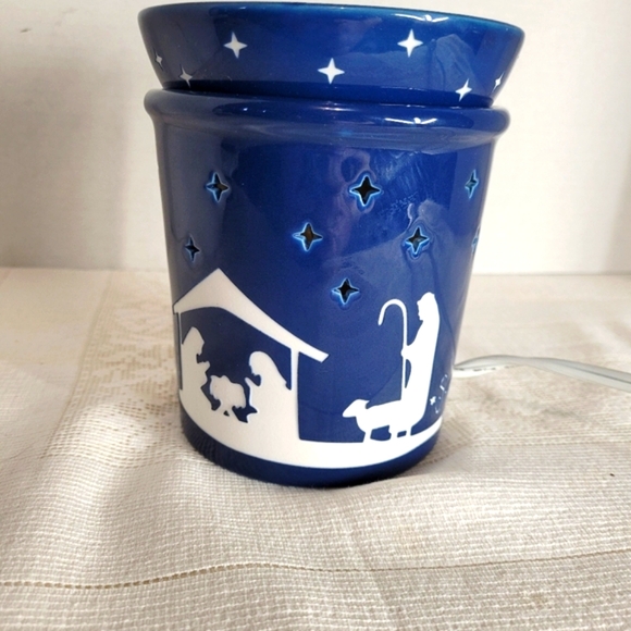Scentsy Silent Night Full Size Wax Warmer - Picture 3 of 8